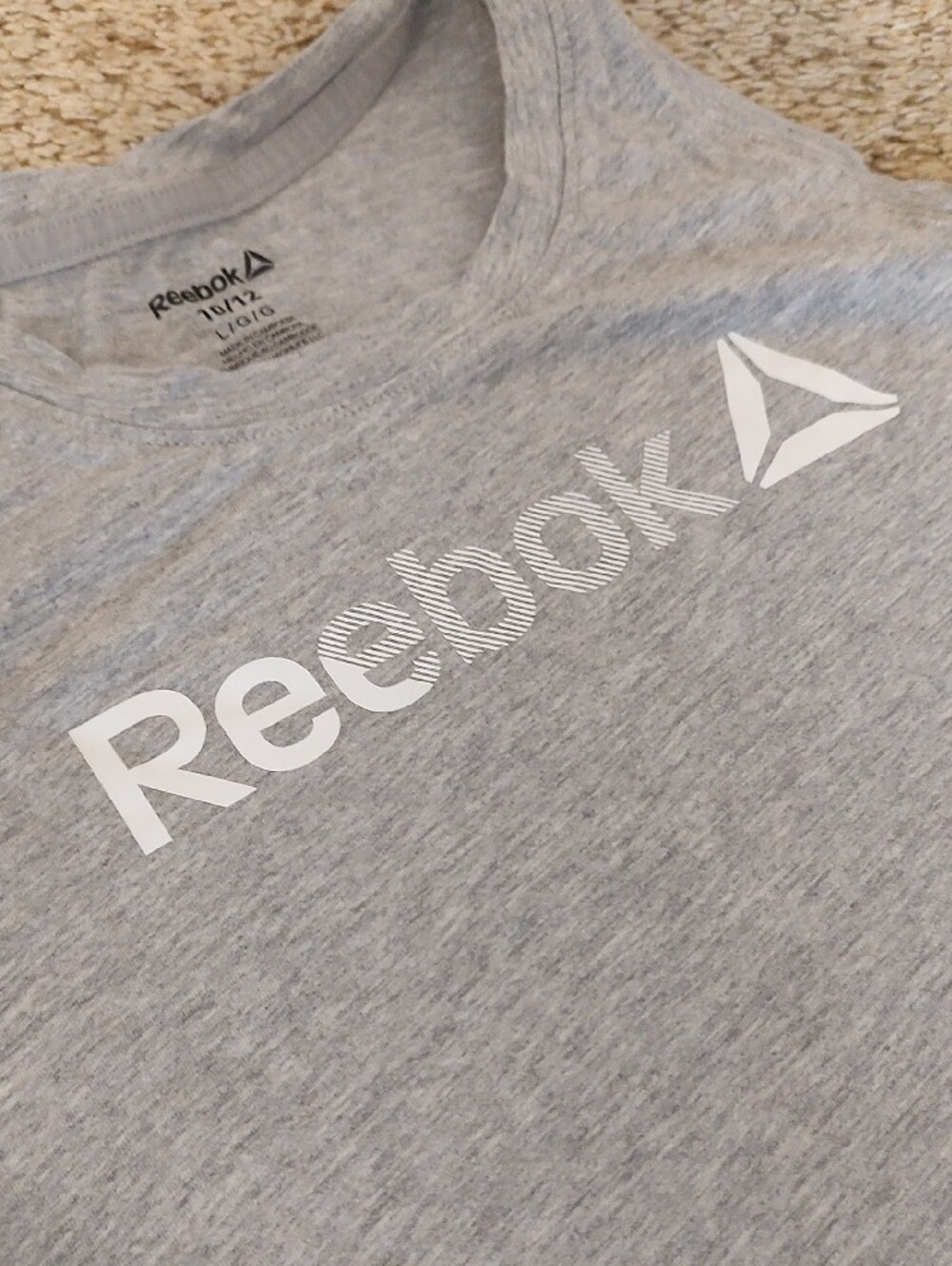 Girls Reebok Tank - Picture 2 of 4